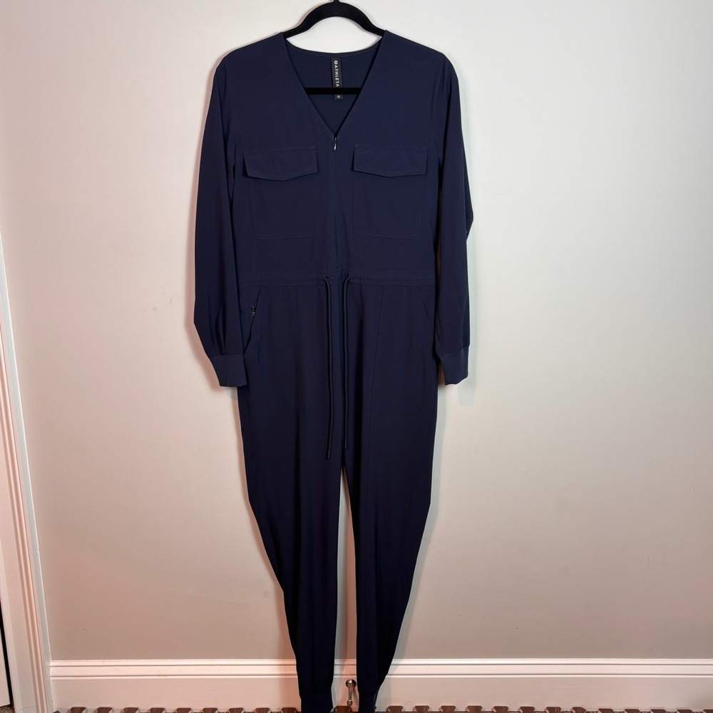 Athleta Zuma Jumpsuit Navy Blue Womens sz XS Athleisure $149 MSRP EUC Tie Waist